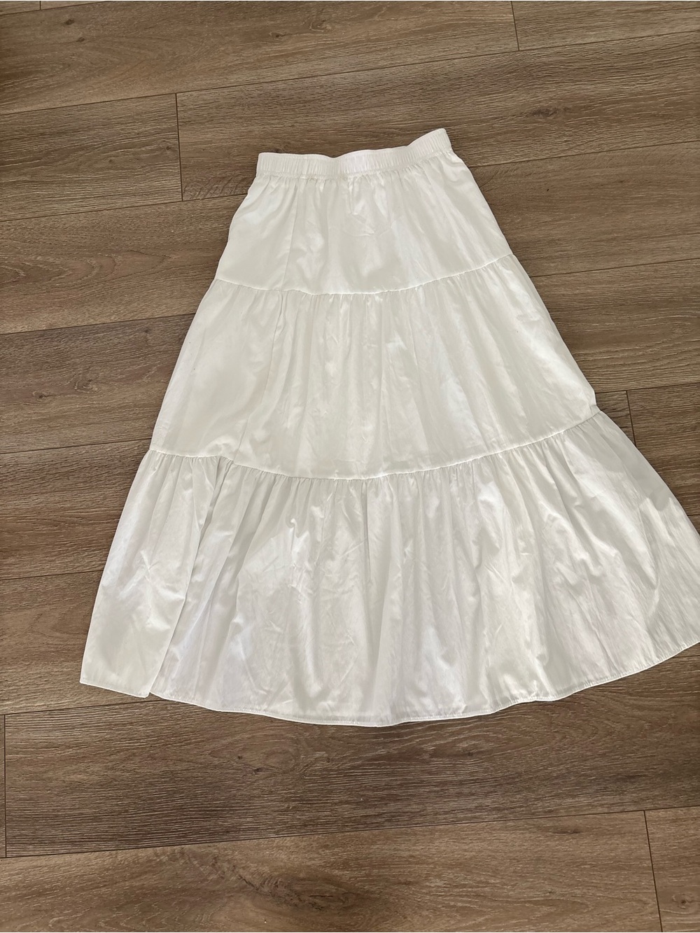 White Tiered Maxi Skirt with Elastic Waist - Picture 5 of 7